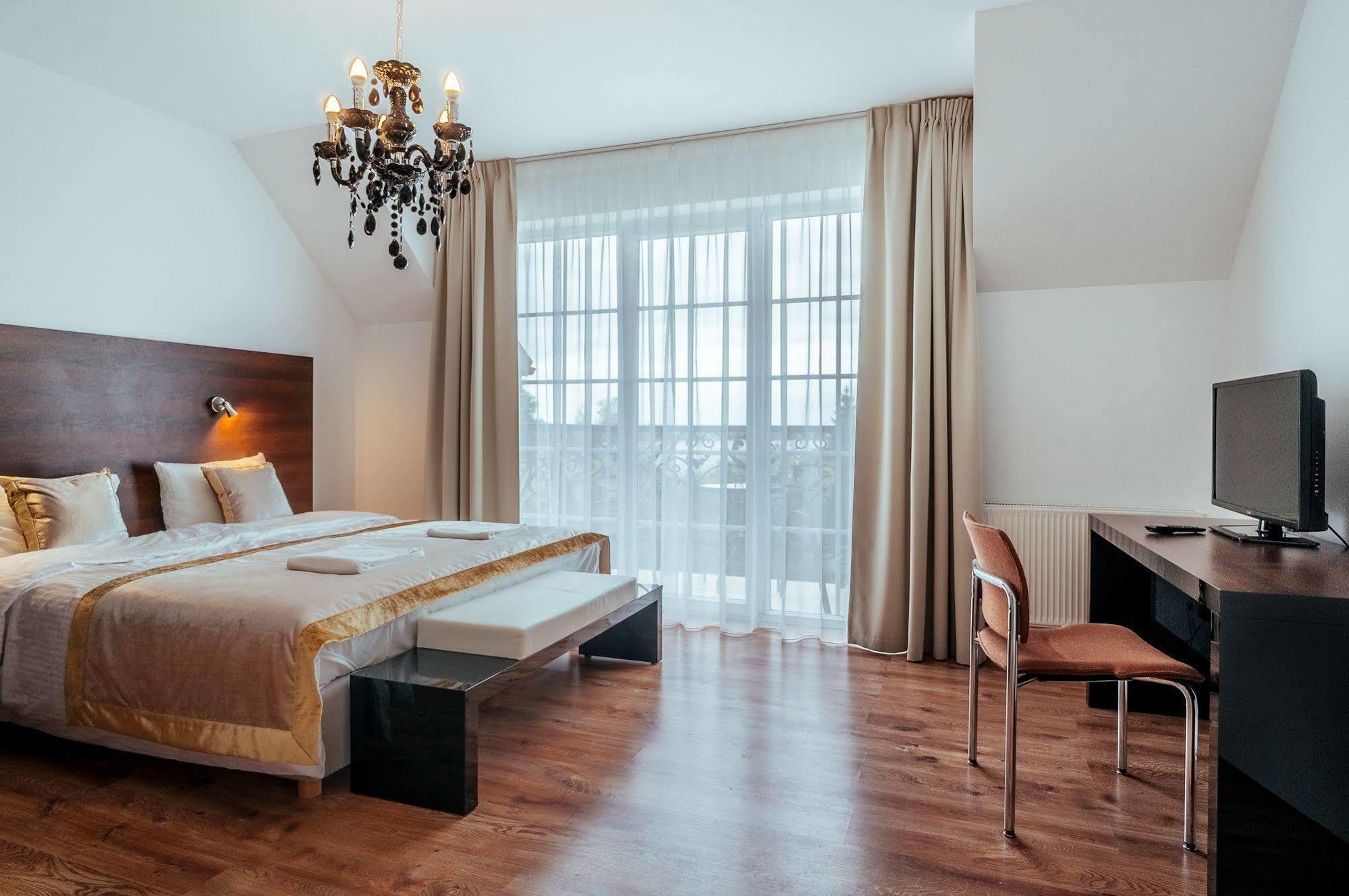 Apartamenty M&M Mikołajki Extérieur photo